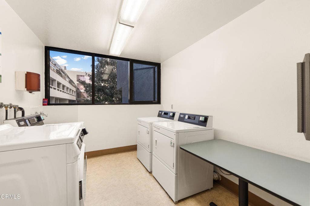 880 W 1st Street, #302, Los Angeles, CA 90012 #302-84