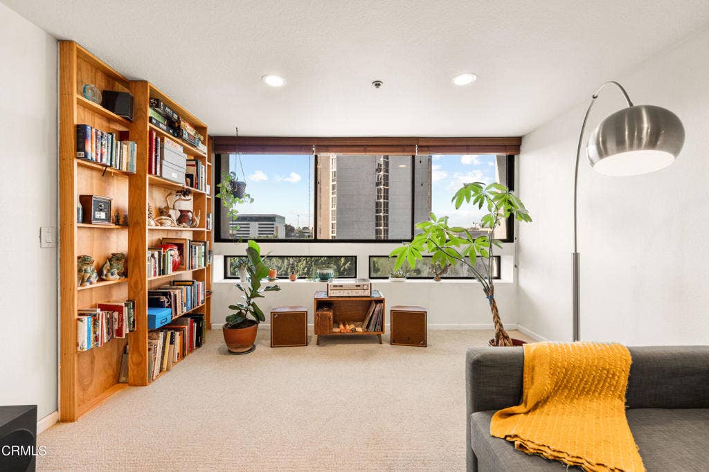 880 W 1st Street, #302, Los Angeles, CA 90012 #302-14