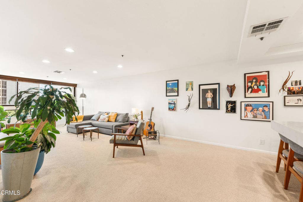 880 W 1st Street, #302, Los Angeles, CA 90012 #302-6