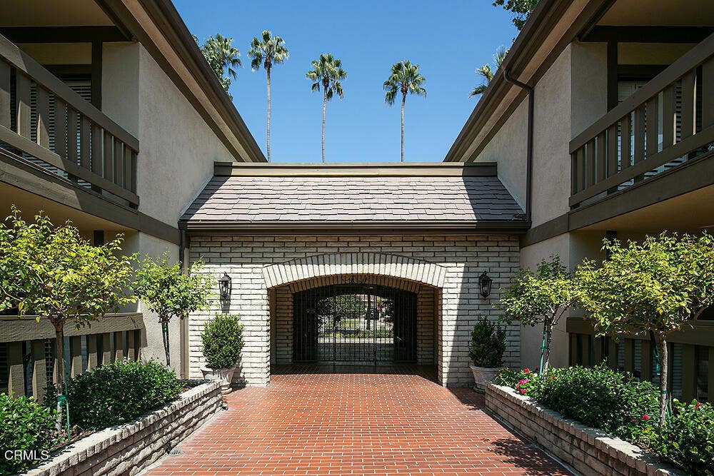 288 Palmetto Drive, Pasadena, CA 91105 288 Palmetto Dr 002-mls