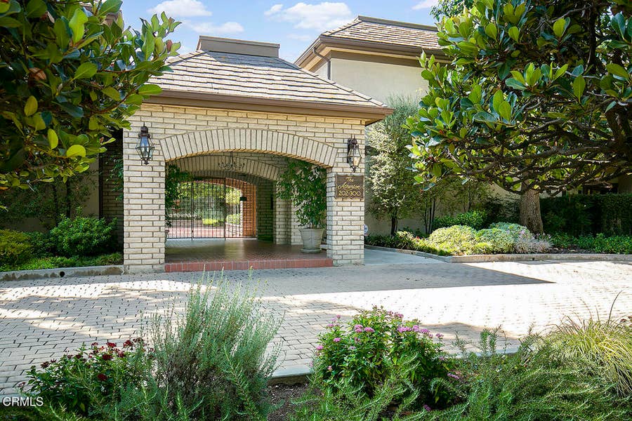 Property photo for 288 Palmetto Drive, Pasadena, CA