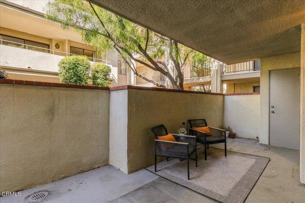 42-42 - 1000 E California Blvd #105
