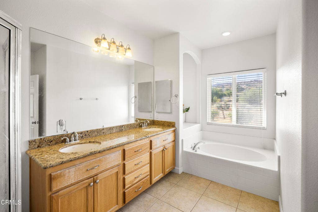 8671 Deer Haven Drive None, Fontana, CA 92377 26-022