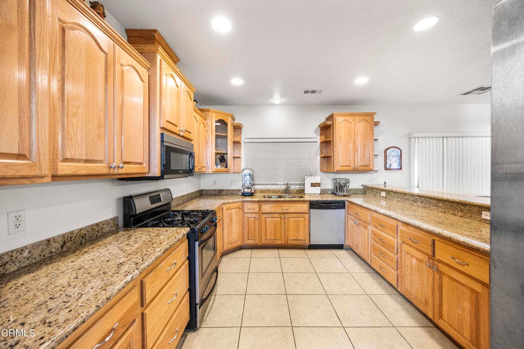 8671 Deer Haven Drive None, Fontana, CA 92377 36-032