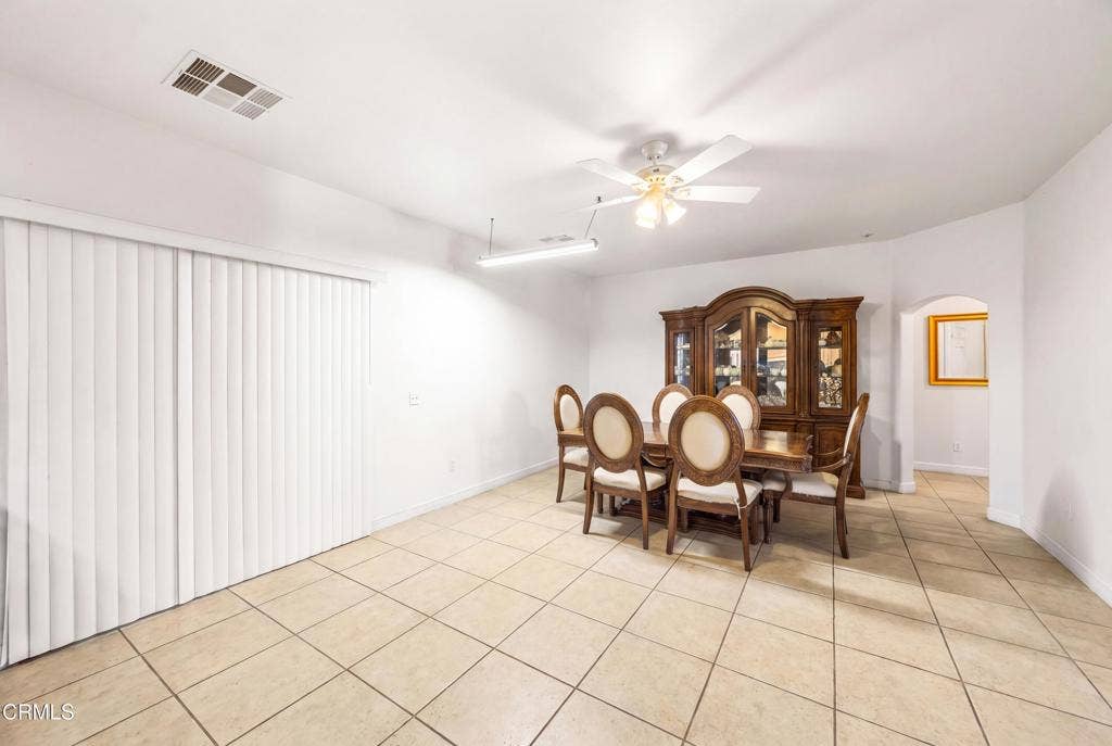8671 Deer Haven Drive None, Fontana, CA 92377 40-035_SmartCleanup