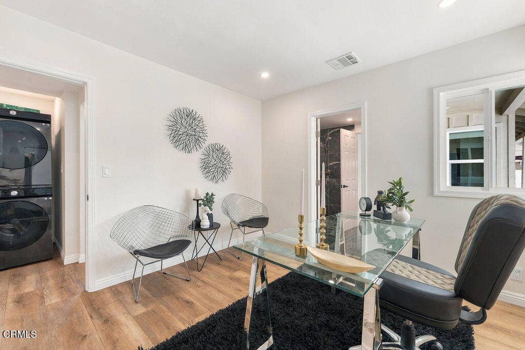 8334 Gladbeck Avenue, Northridge, CA 91324 IrenBzunixNorthridgephotos-12