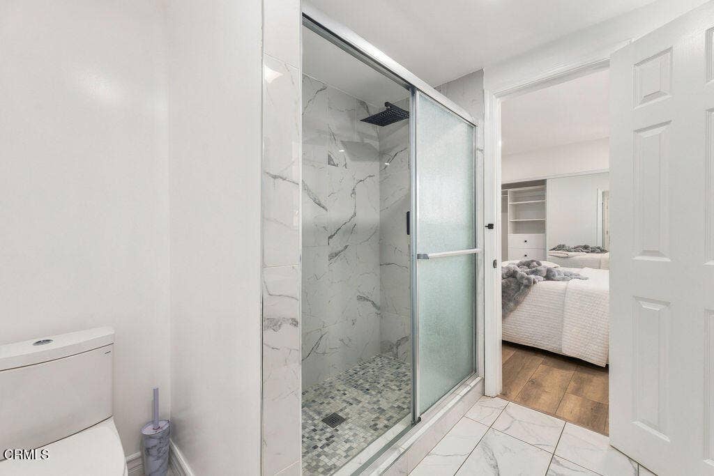 8334 Gladbeck Avenue, Northridge, CA 91324 IrenBzunixNorthridgephotos-7