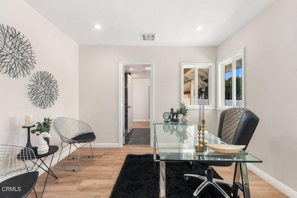 8334 Gladbeck Avenue, Northridge, CA 91324 IrenBzunixNorthridgephotos-13