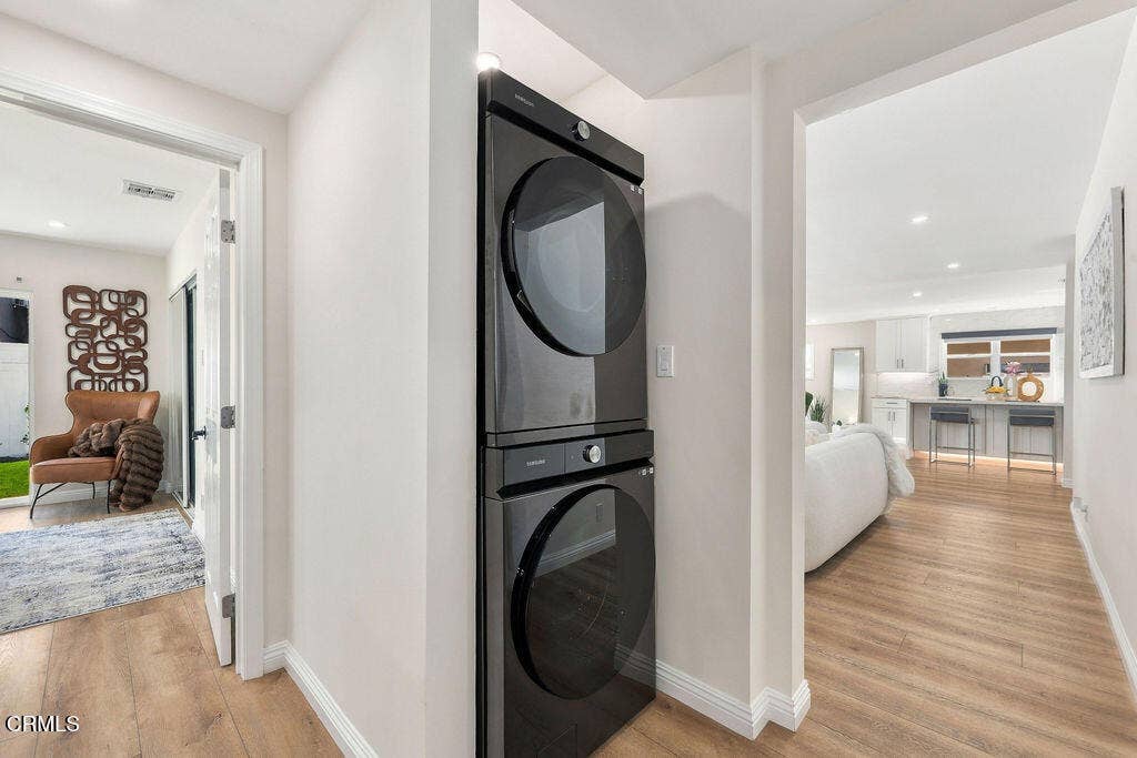8334 Gladbeck Avenue, Northridge, CA 91324 IrenBzunixNorthridgephotos