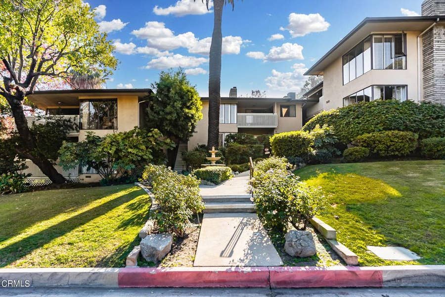 Property photo for 945 S Orange Grove Boulevard, #E, Pasadena, CA