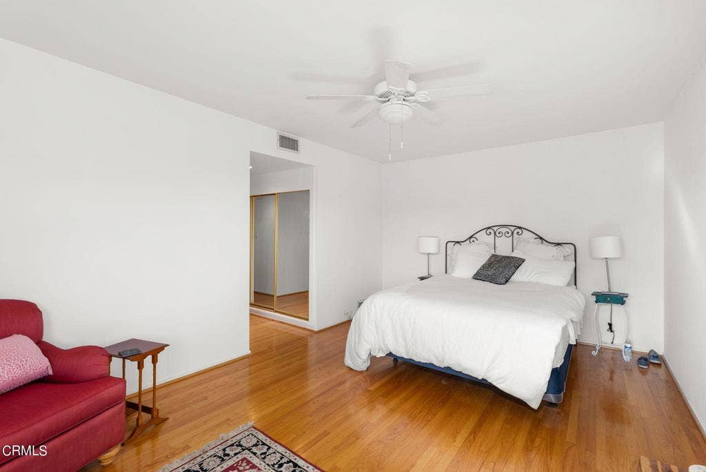 945 S Orange Grove Boulevard, #E, Pasadena, CA 91105 13-web-or-mls-DSC00028-24-12