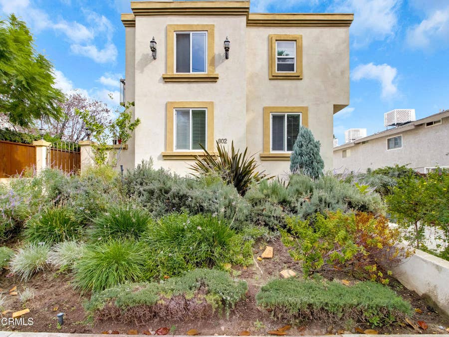 Property photo for 802 Magnolia Avenue, #1, Pasadena, CA