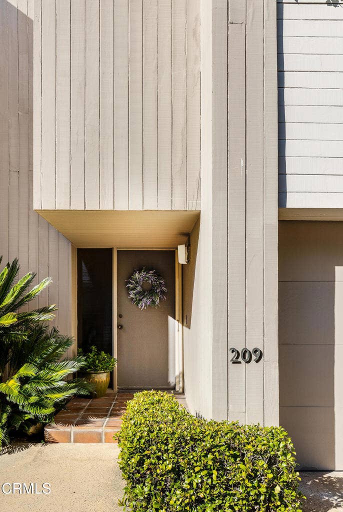 Property photo for 209 N Grand Avenue, Pasadena, CA