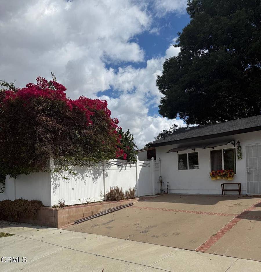 Property photo for 7820 Farralone Ave Avenue, Canoga Park, CA