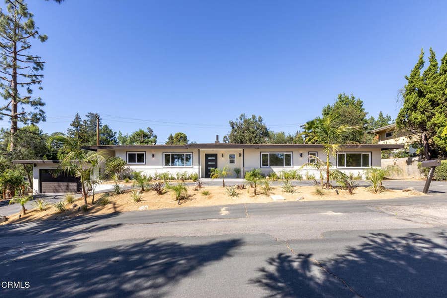 Property photo for 1349 El Vago Street, La Canada Flintridge, CA