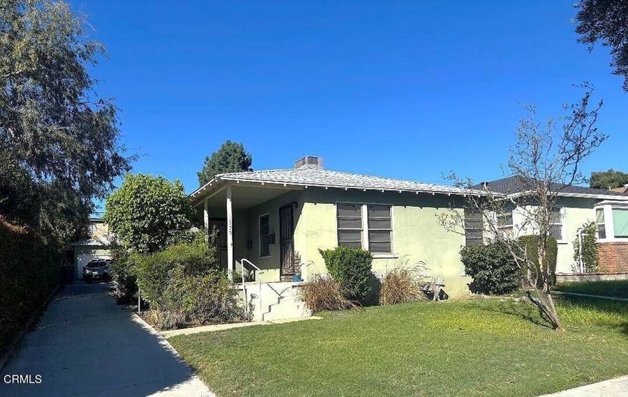 Property photo for 1371 N Grand Oaks Avenue, Pasadena, CA