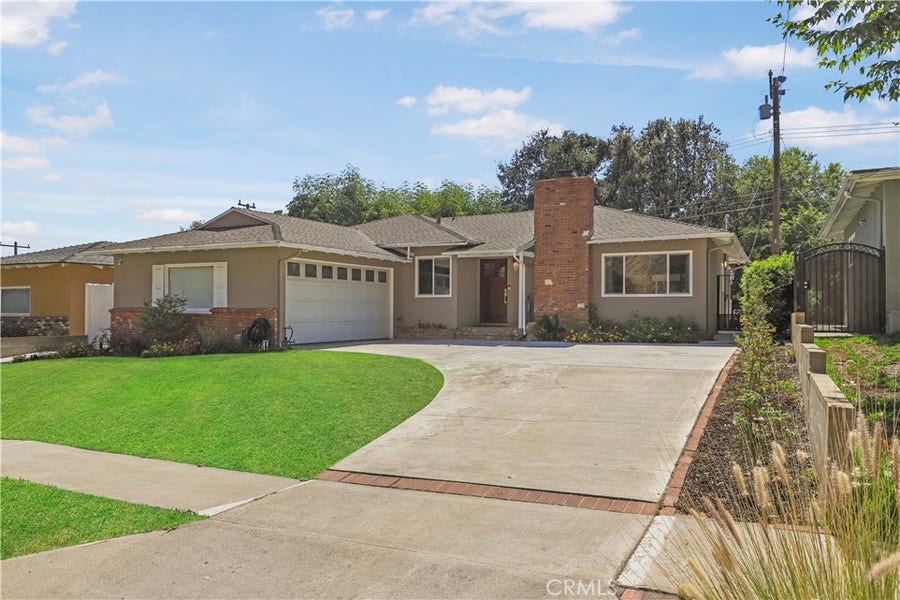 Property photo for 409 Oakcliff Road, Monrovia, CA