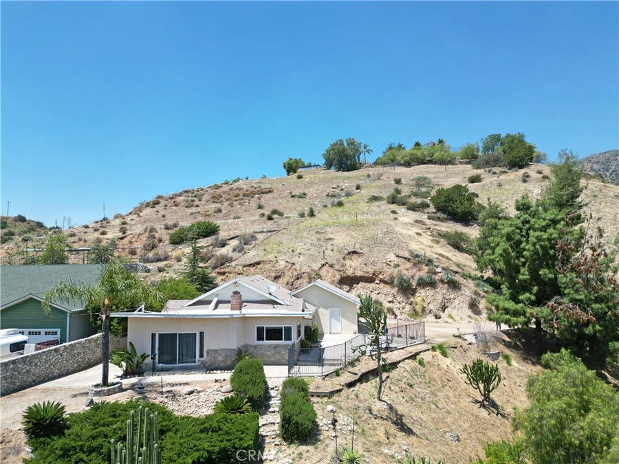 Property photo for 11326 Eby Canyon Road, Sunland, CA