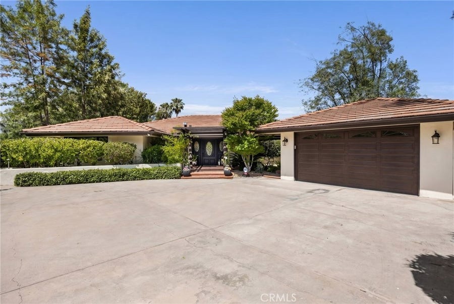 Property photo for 3854 Hampstead Road, La Canada Flintridge, CA