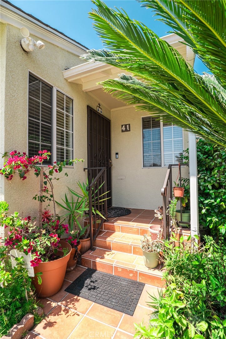 Property photo for 41 Merlon, Pasadena, CA