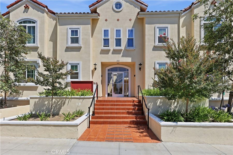 Property photo for 300 E Providencia, #205, Burbank, CA