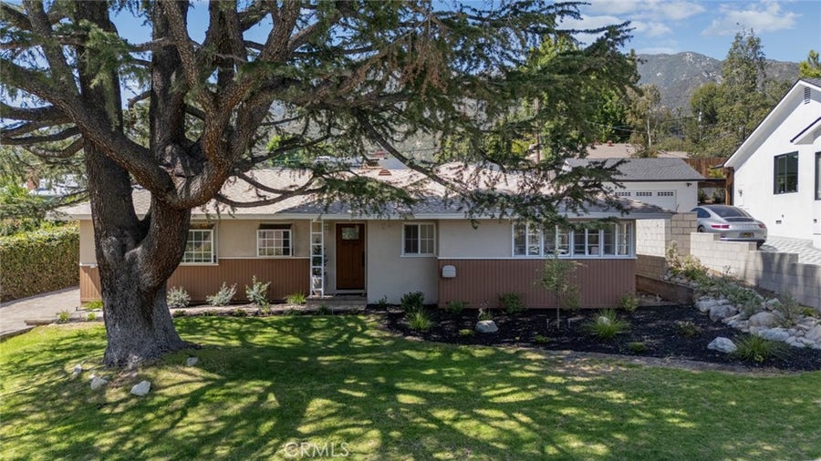 Property photo for 2415 Frances, La Crescenta, CA