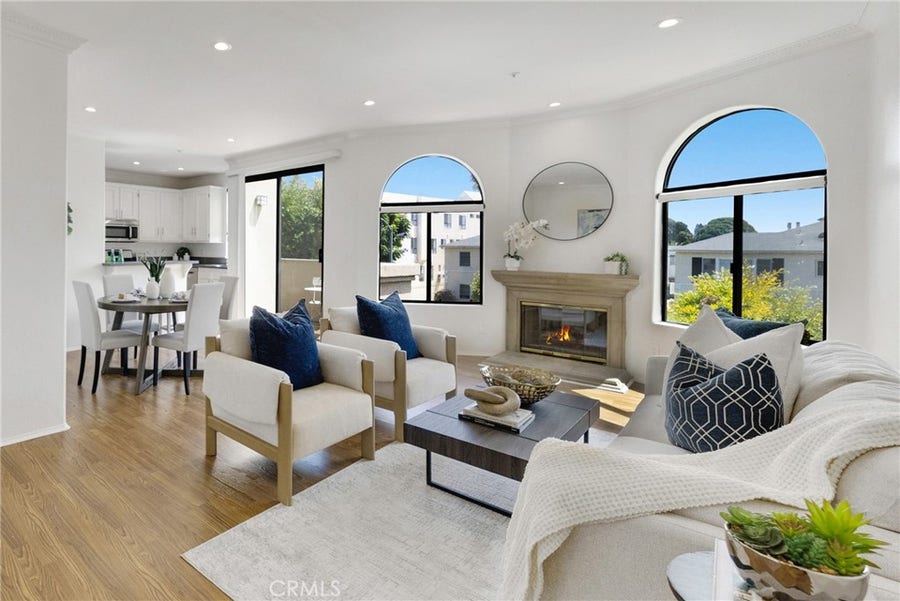 Property photo for 1541 S Bedford, #205, Los Angeles, CA