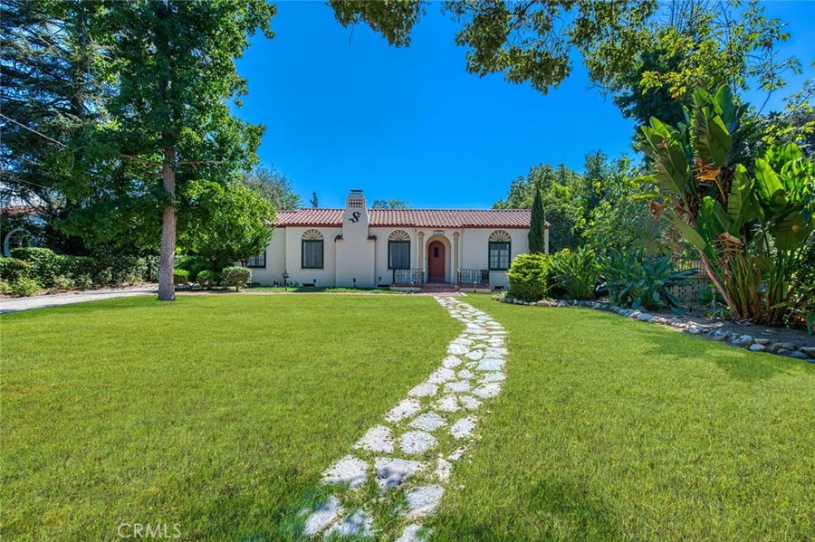 Property photo for 1096 Armada Drive, Pasadena, CA
