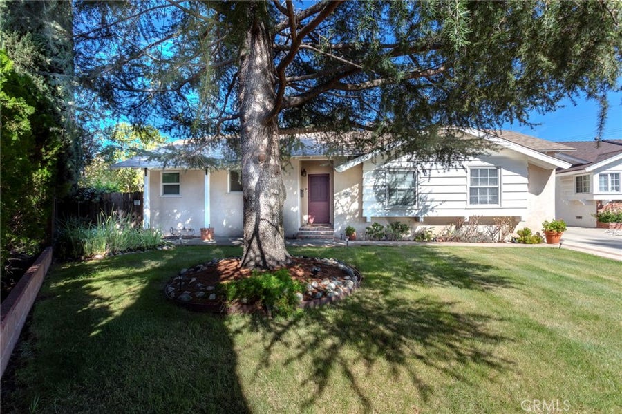 Property photo for 9433 Geyser Avenue, Northridge, CA