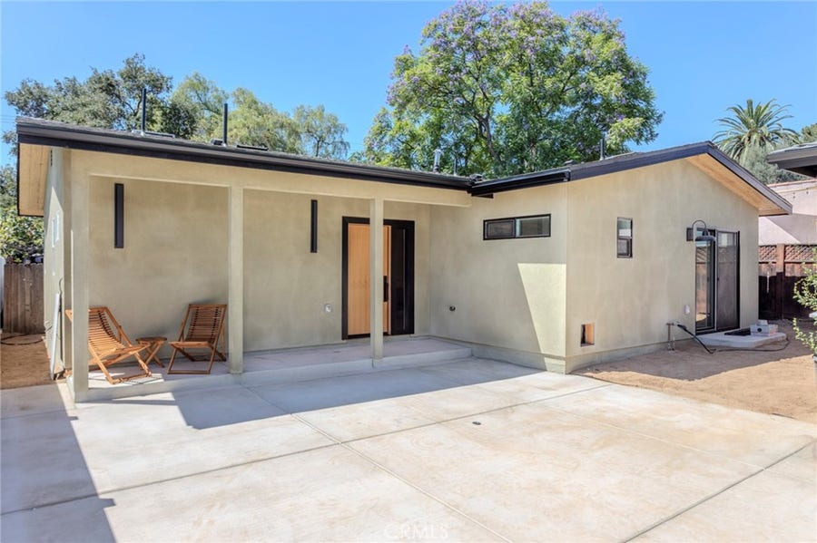 Property photo for 1701 N Oxford, Pasadena, CA