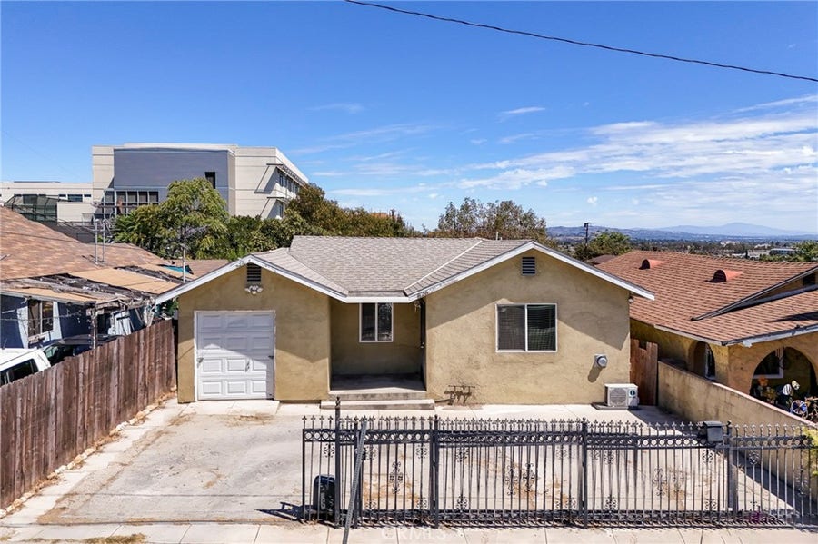 Property photo for 826 Geraghty Avenue, Los Angeles, CA