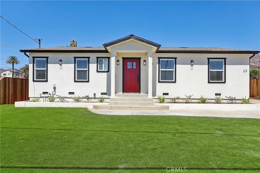Property photo for 19 E Pine Street, Altadena, CA