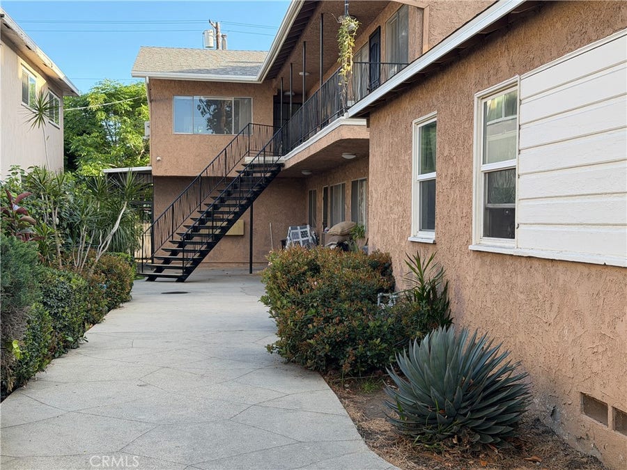Property photo for 14154 Roscoe, Los Angeles, CA