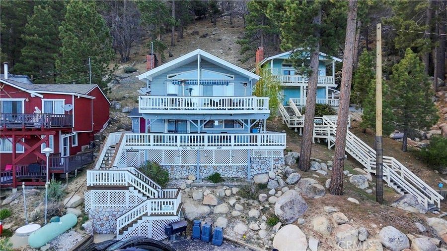 Property photo for 38626 N Shore Drive, Fawnskin, CA