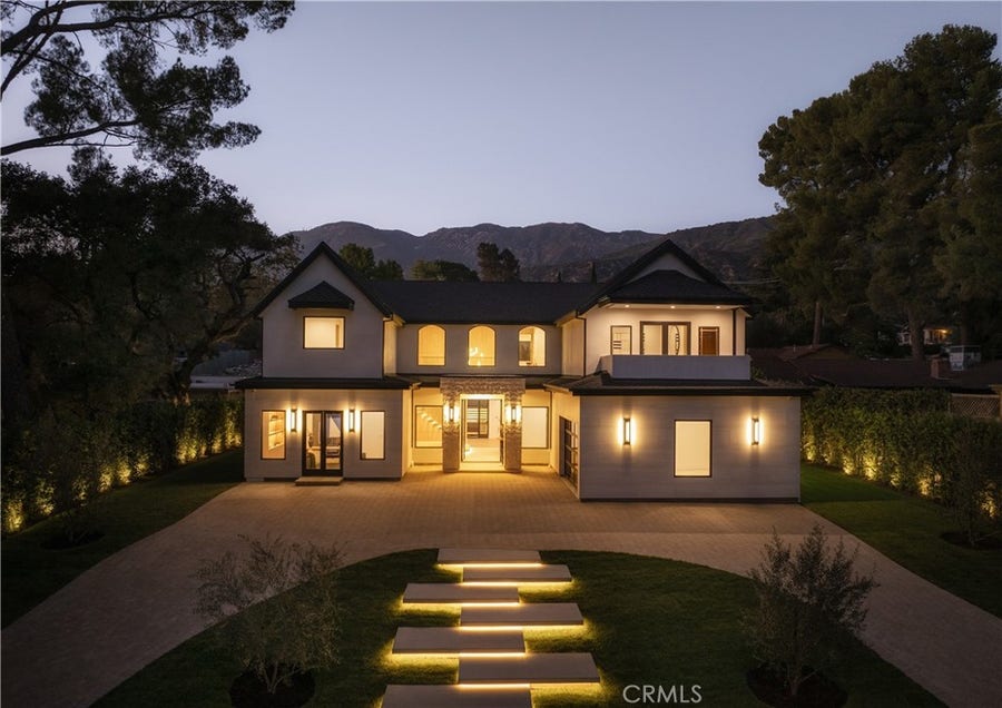 Property photo for 2209 Cross Street, La Canada Flintridge, CA