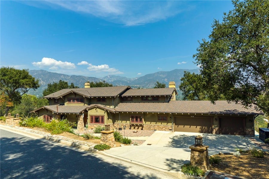 Property photo for 4036 Robin Hill Road, La Canada Flintridge, CA