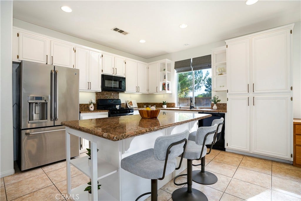 27904 Doubletree Way, Castaic, CA 91384 27904 Doubletree Way, Castaic, CA 91384