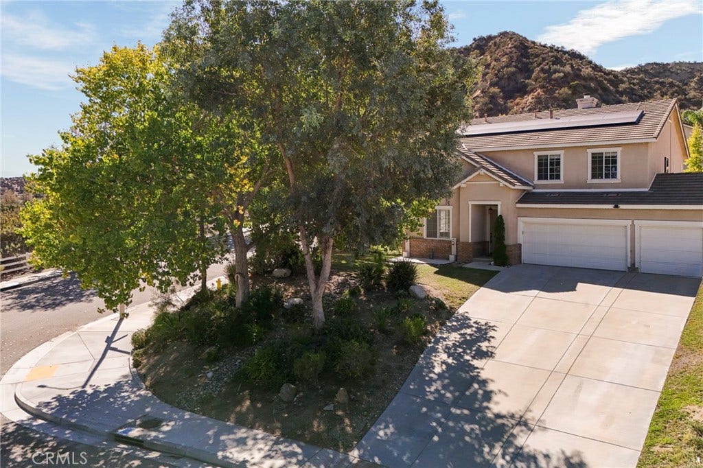 27904 Doubletree Way, Castaic, CA 91384 27904 Doubletree Way, Castaic, CA 91384