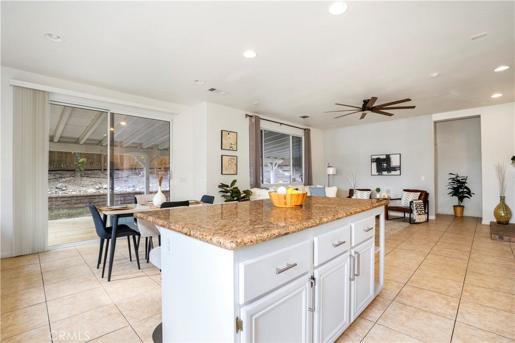 27904 Doubletree Way, Castaic, CA 91384 27904 Doubletree Way, Castaic, CA 91384