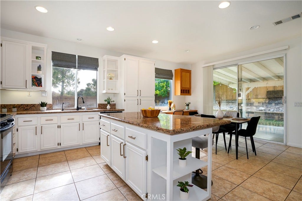 27904 Doubletree Way, Castaic, CA 91384 27904 Doubletree Way, Castaic, CA 91384