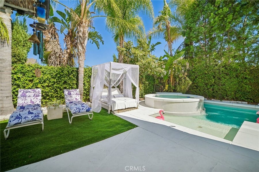 Property photo for 18219 Erwin Street, Tarzana, CA