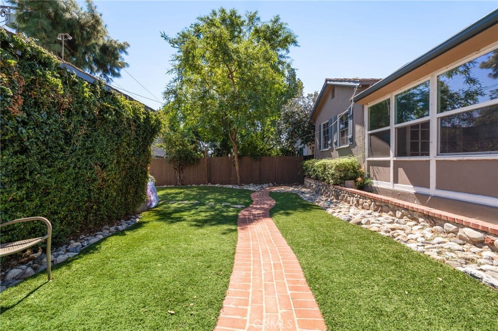 1856 Harding Avenue, Altadena, CA 91001 1856 Harding Avenue, Altadena, CA 91001