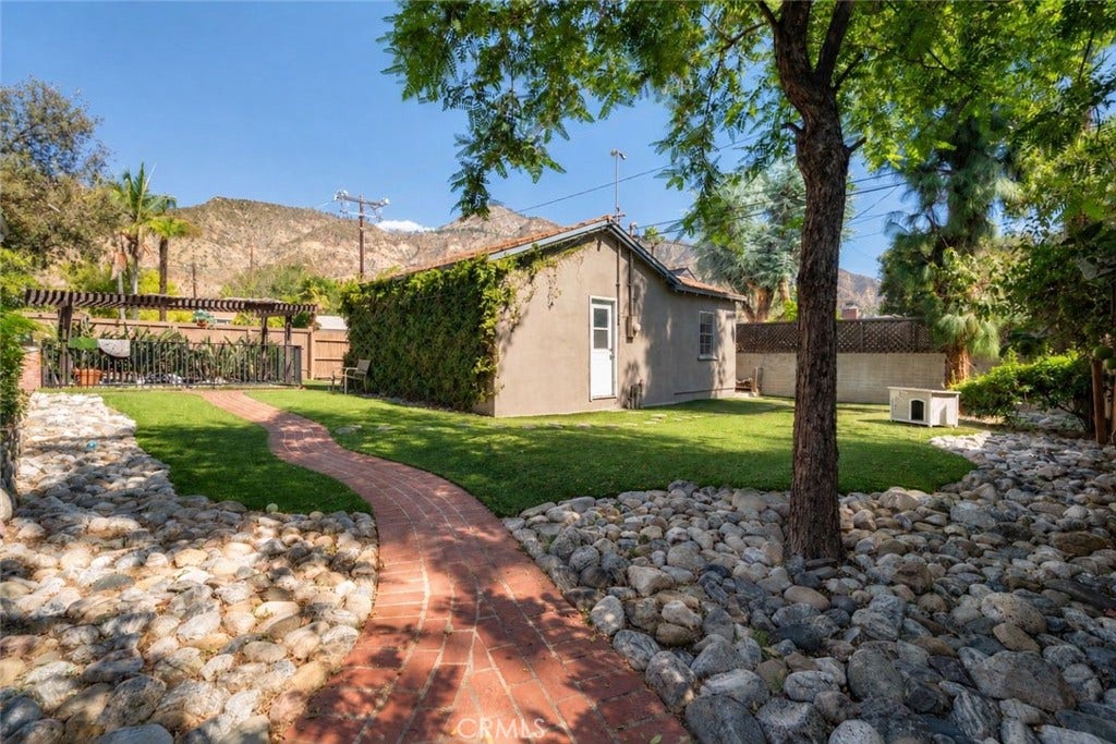 1856 Harding Avenue, Altadena, CA 91001 1856 Harding Avenue, Altadena, CA 91001