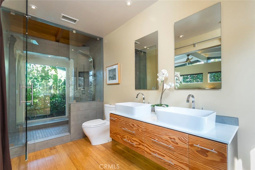 2770 Mira Vista Drive, Glendale, CA 91208 2770 Mira Vista Drive, Glendale, CA 91208