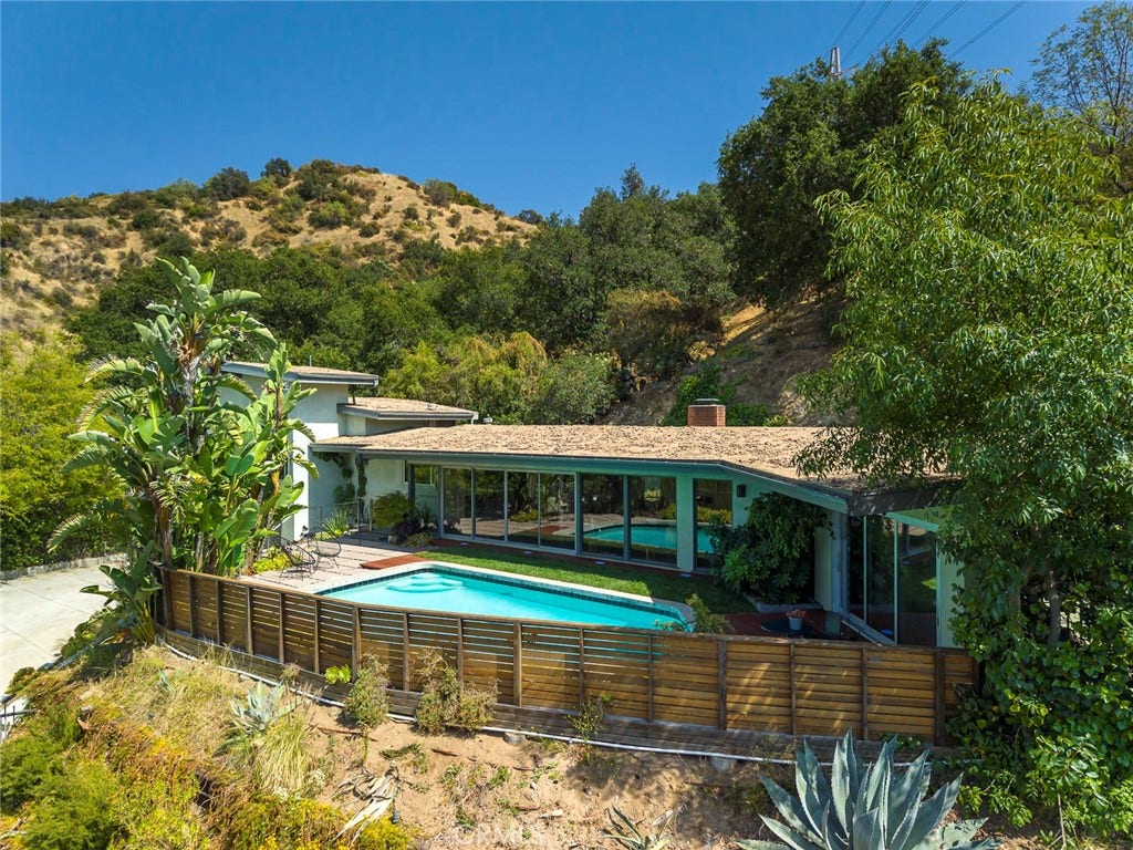 2770 Mira Vista Drive, Glendale, CA 91208 2770 Mira Vista Drive, Glendale, CA 91208