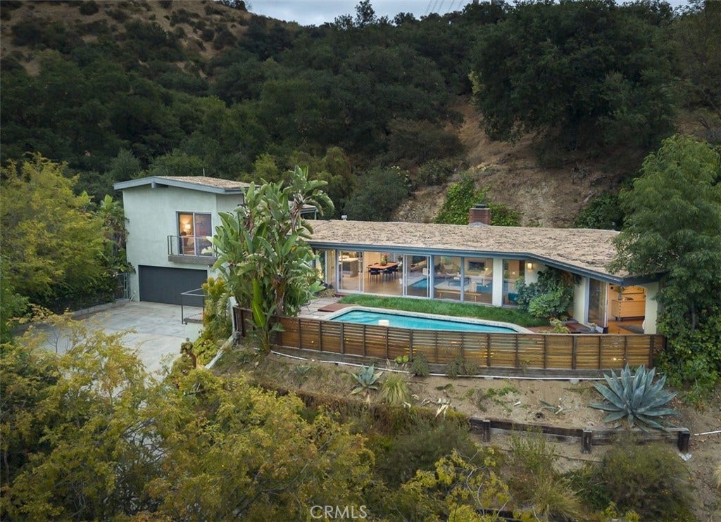 2770 Mira Vista Drive, Glendale, CA 91208 2770 Mira Vista Drive, Glendale, CA 91208