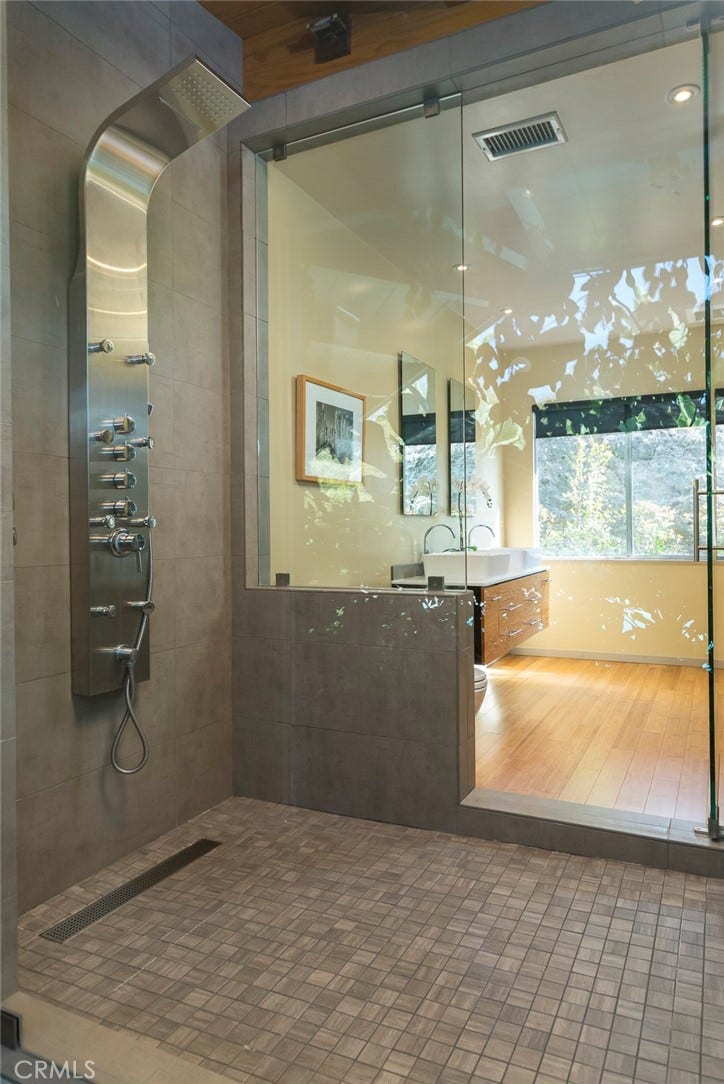 2770 Mira Vista Drive, Glendale, CA 91208 2770 Mira Vista Drive, Glendale, CA 91208