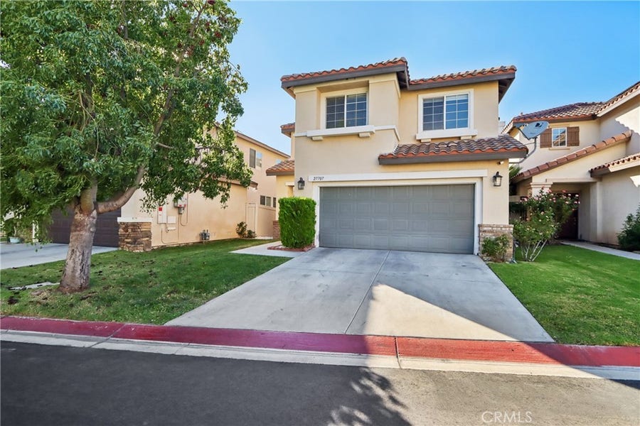 Property photo for 27707 Clio Lane, Canyon Country, CA