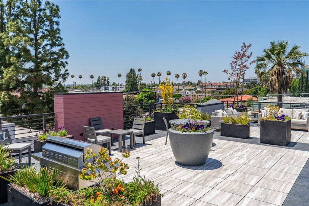 150 S Oak Knoll Avenue, #205, Pasadena, CA 91101 150 S Oak Knoll Avenue, #205, Pasadena, CA 91101