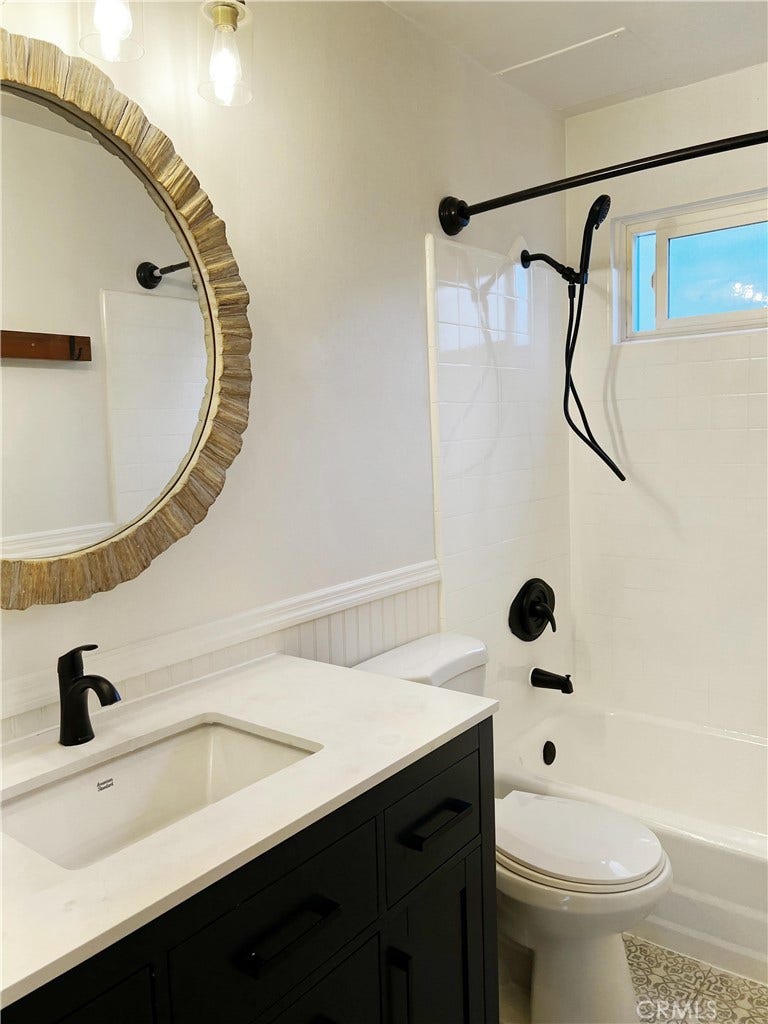 615 Fischer Street, #1, Glendale, CA 91205 New remodeled bathroom